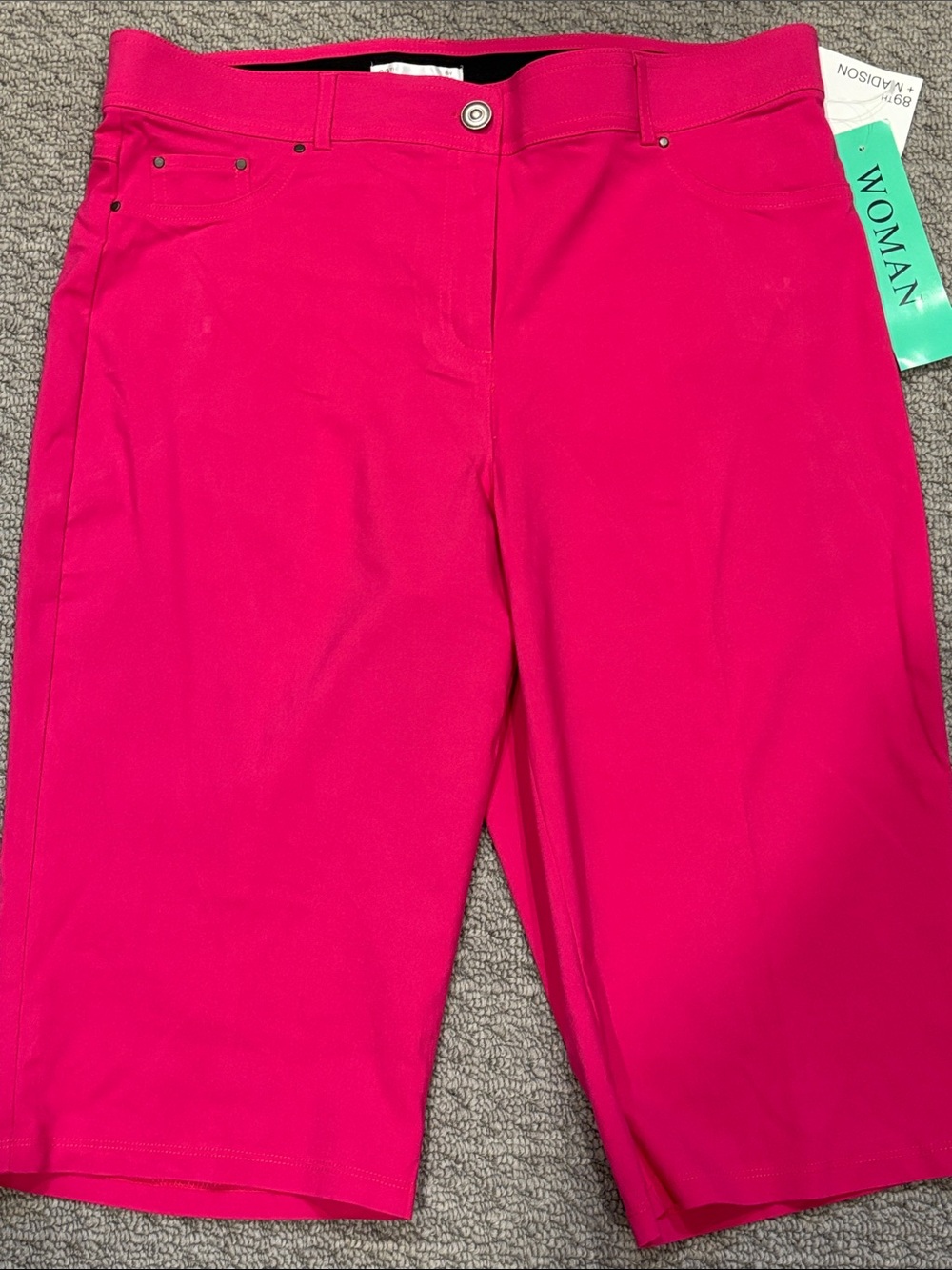 89th & Madison Woman Pink Dahlia Bermuda shorts